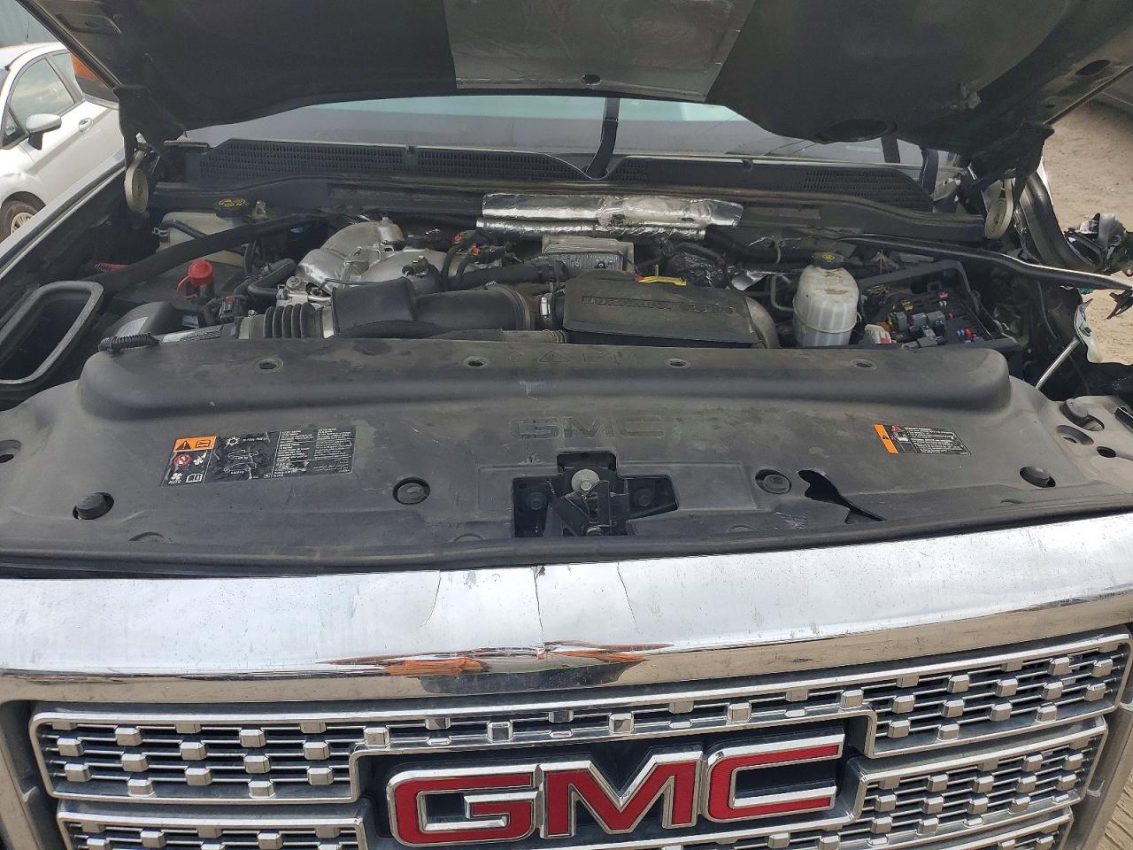 2019 GMC SIERRA K2500 DENALI photo 11