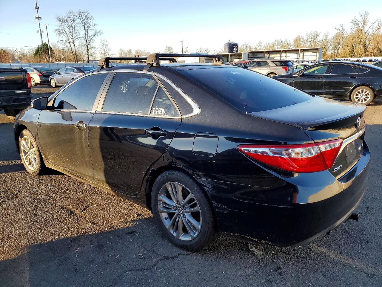 2016 TOYOTA CAMRY HYBRID photo 2