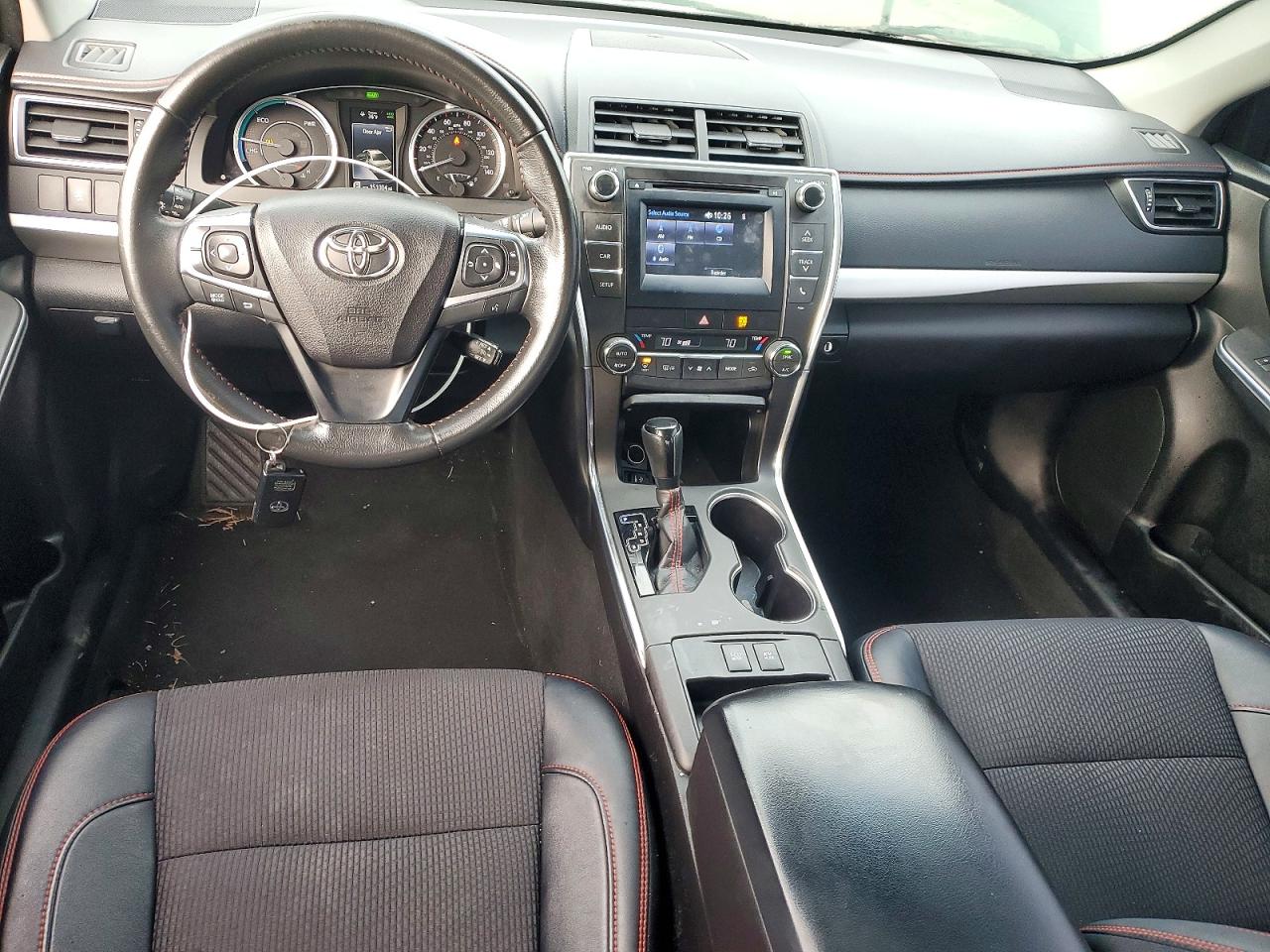 2016 TOYOTA CAMRY HYBRID photo 8