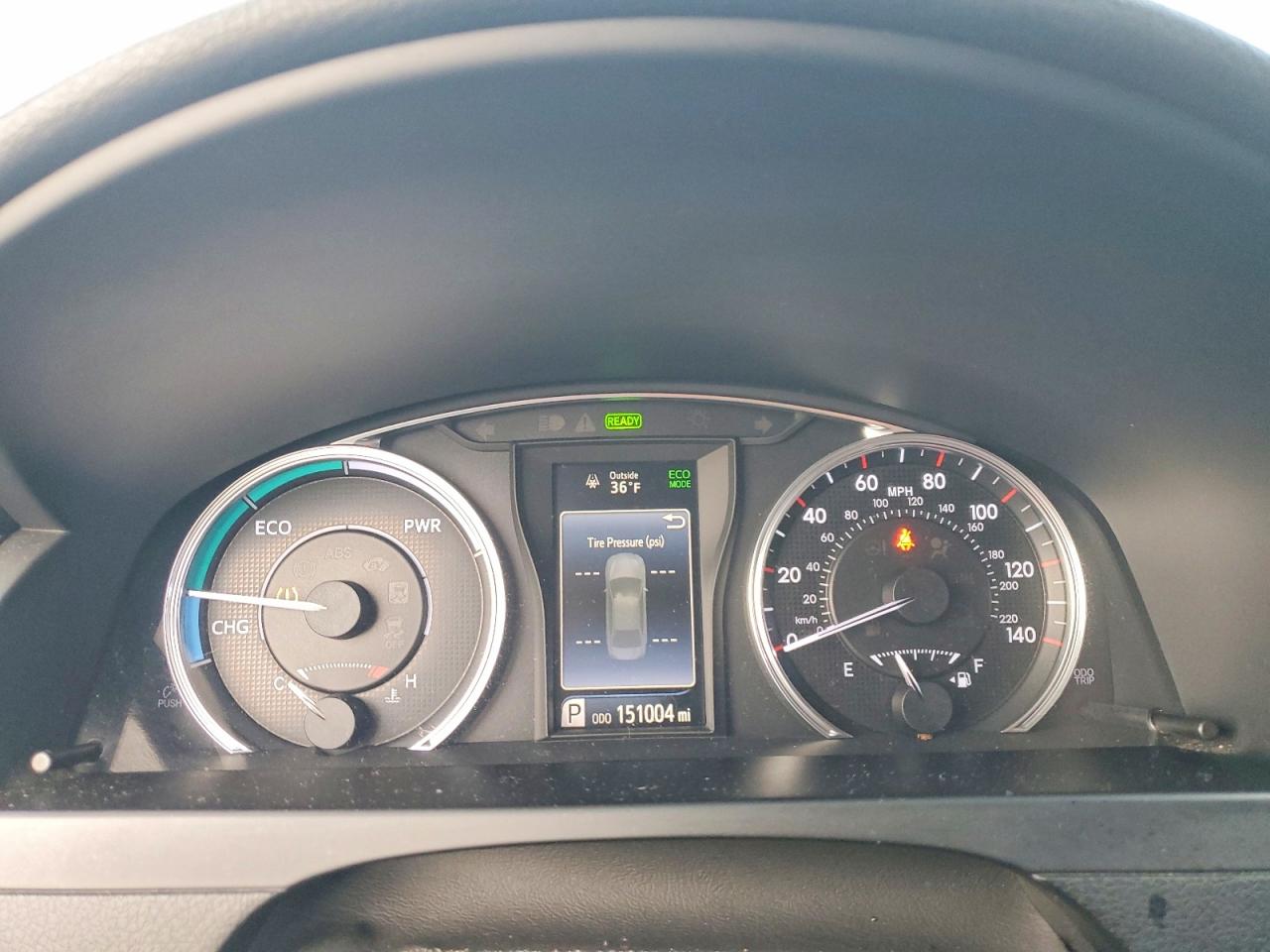 2016 TOYOTA CAMRY HYBRID photo 9