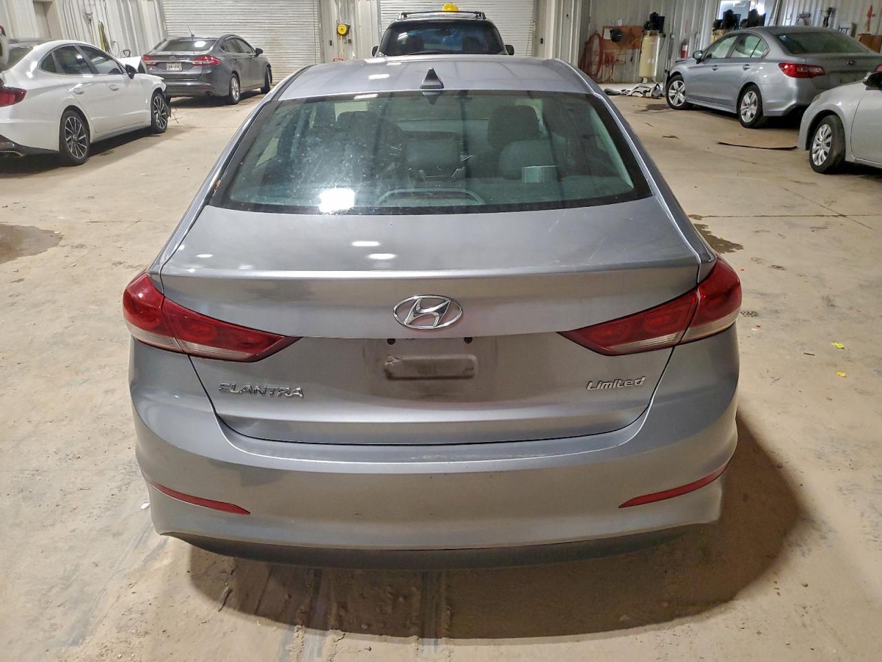 2017 HYUNDAI ELANTRA SE photo 16