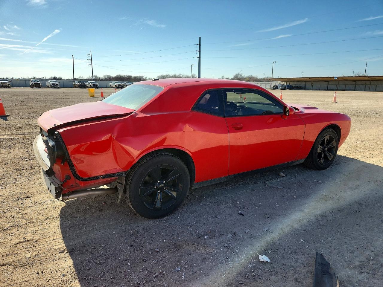 2016 DODGE CHALLENGER SXT photo 3