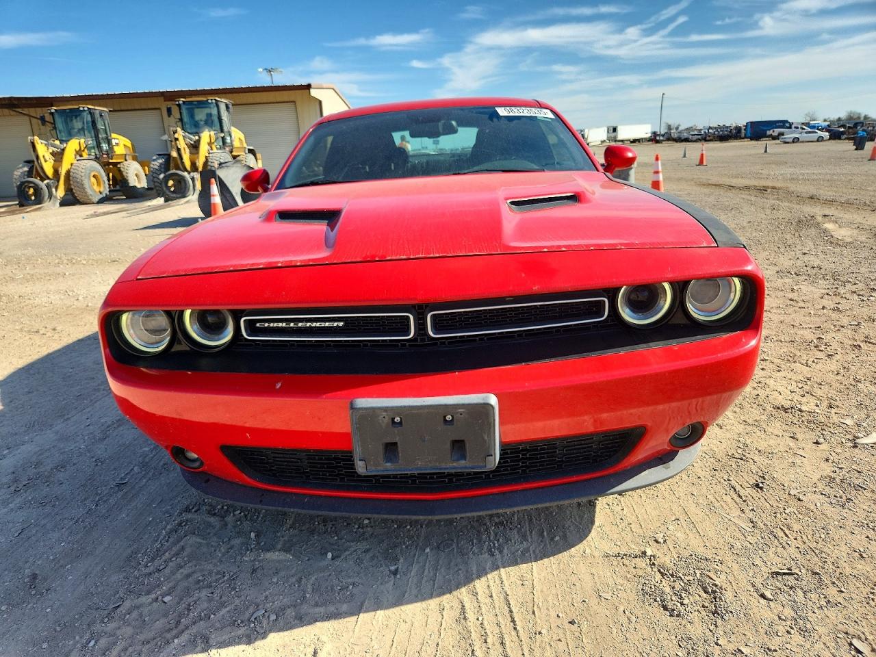 2016 DODGE CHALLENGER SXT photo 5