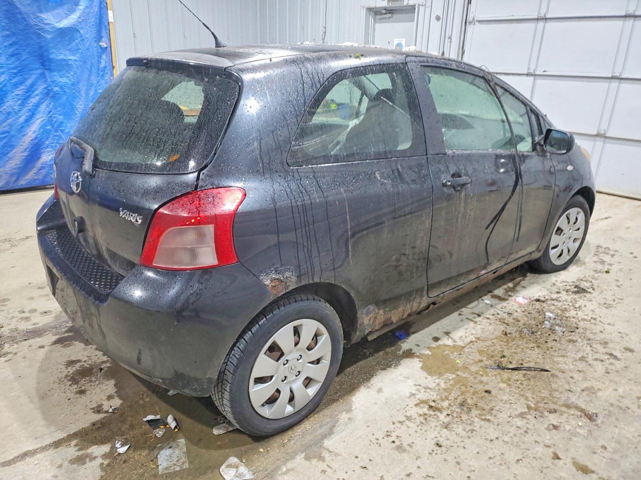 2008 TOYOTA YARIS photo 3