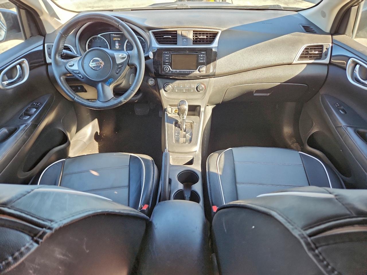 2016 NISSAN SENTRA S photo 8