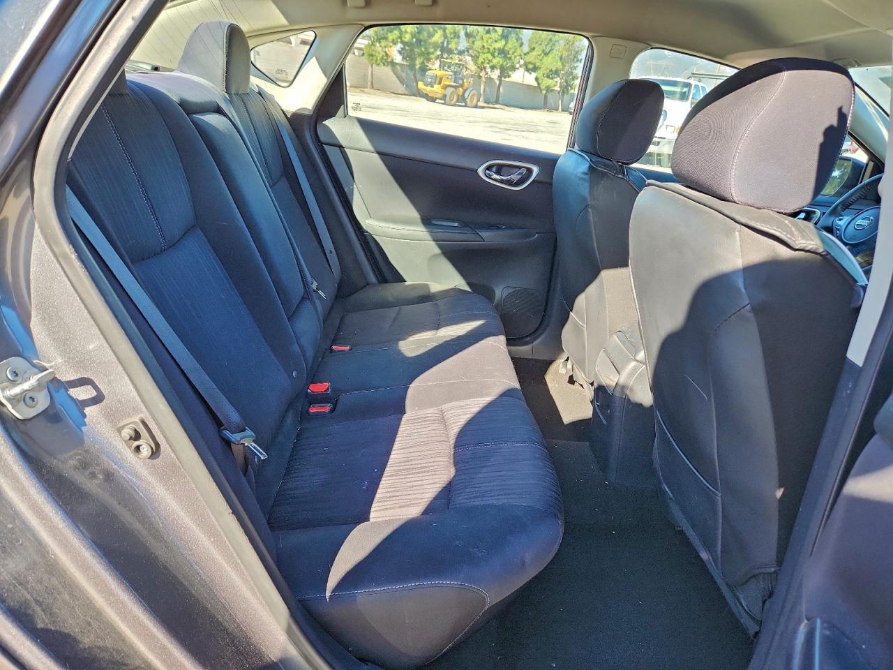 2016 NISSAN SENTRA S photo 10