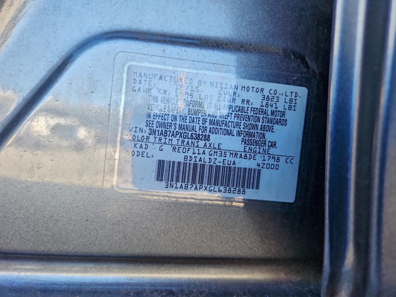 2016 NISSAN SENTRA S photo 12
