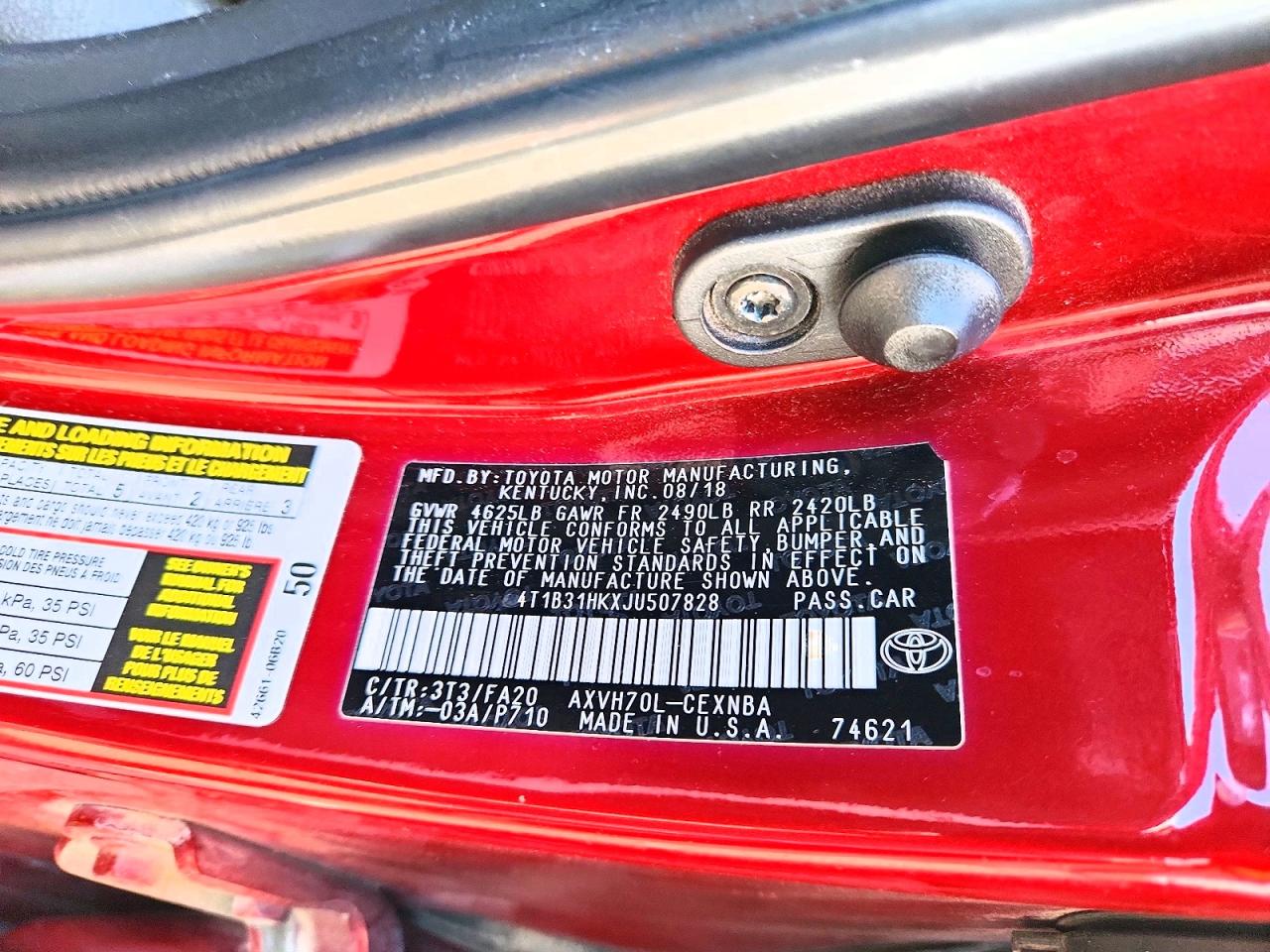 2018 TOYOTA CAMRY LE photo 12