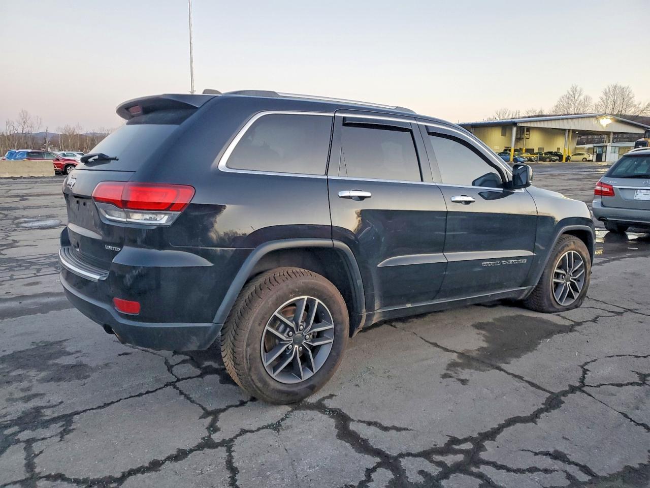 2020 JEEP GRAND CHEROKEE LIMITED photo 5