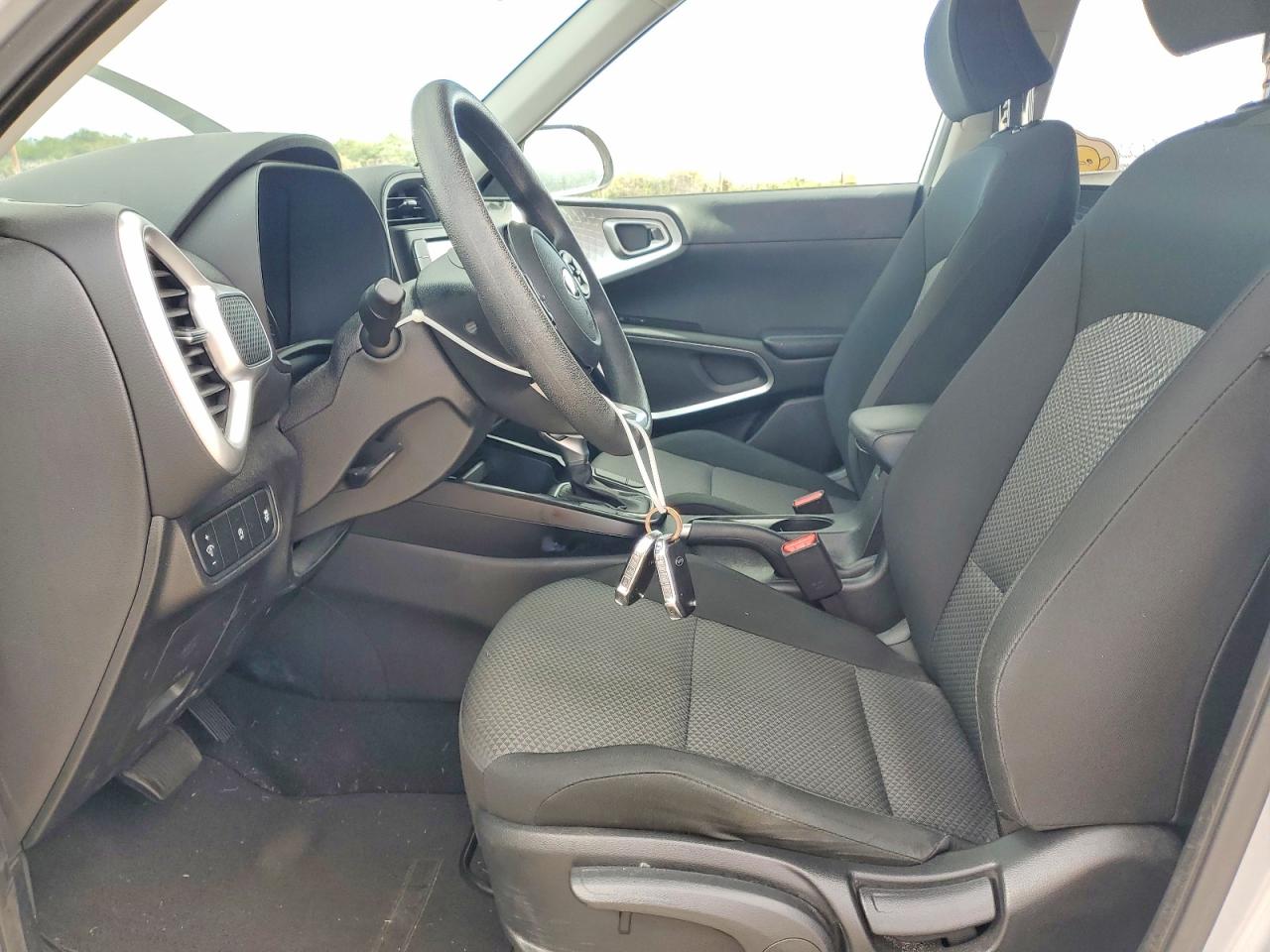 2020 KIA SOUL LX photo 7