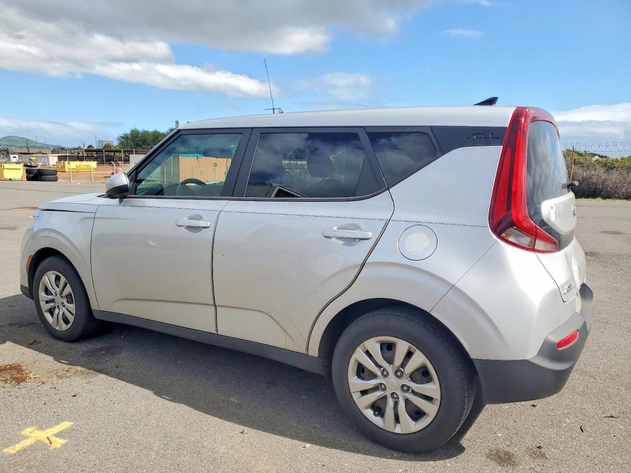 2020 KIA SOUL LX photo 2