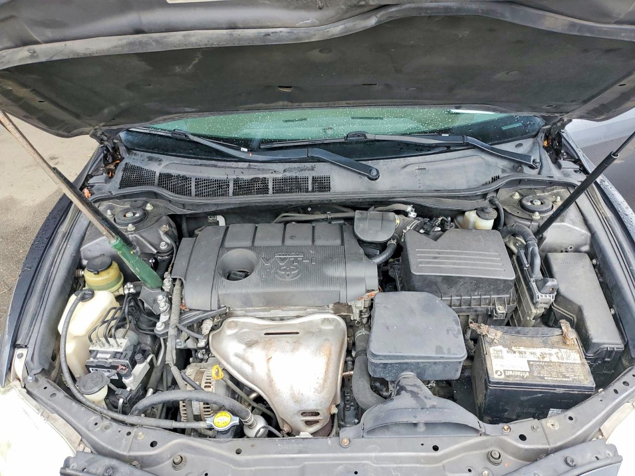 2011 TOYOTA CAMRY BASE photo 11