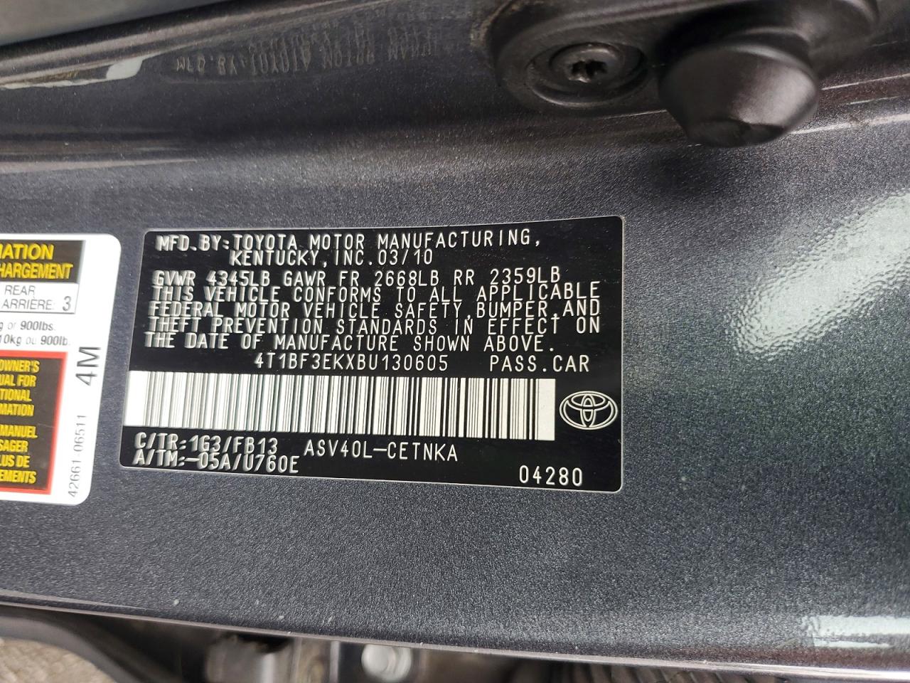 2011 TOYOTA CAMRY BASE photo 12