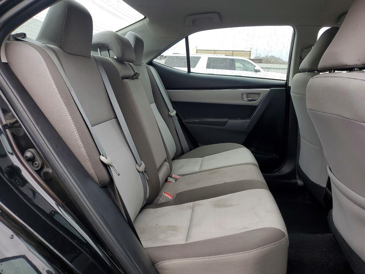 2019 TOYOTA COROLLA L photo 10