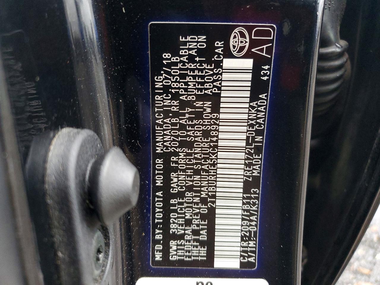 2019 TOYOTA COROLLA L photo 12