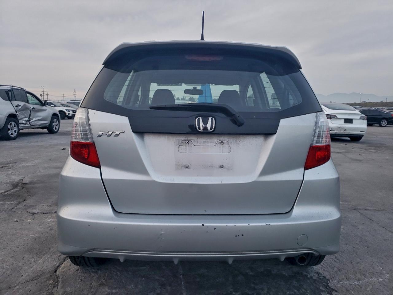 2011 HONDA FIT SPORT photo 6