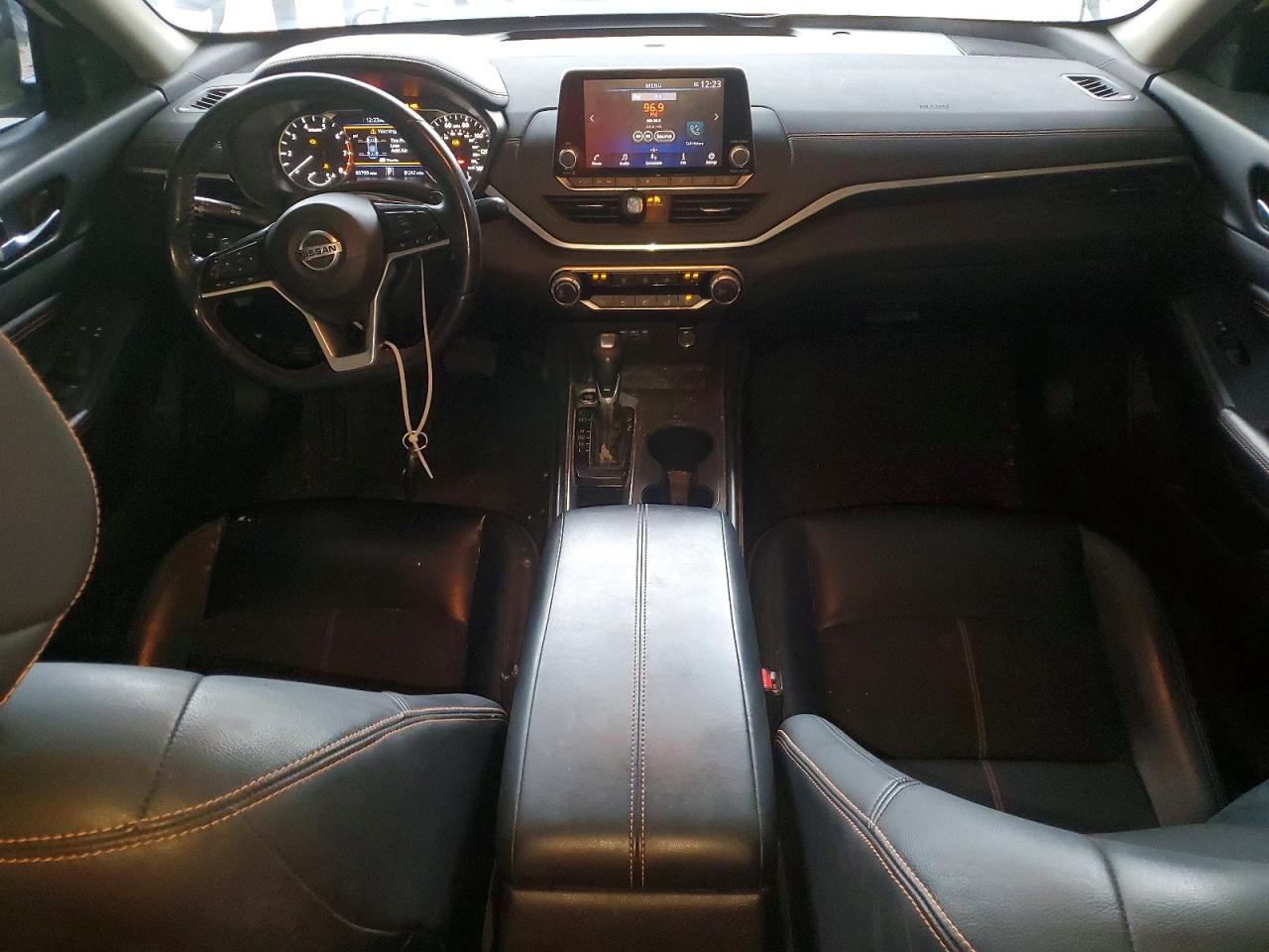 2019 NISSAN ALTIMA SR photo 8