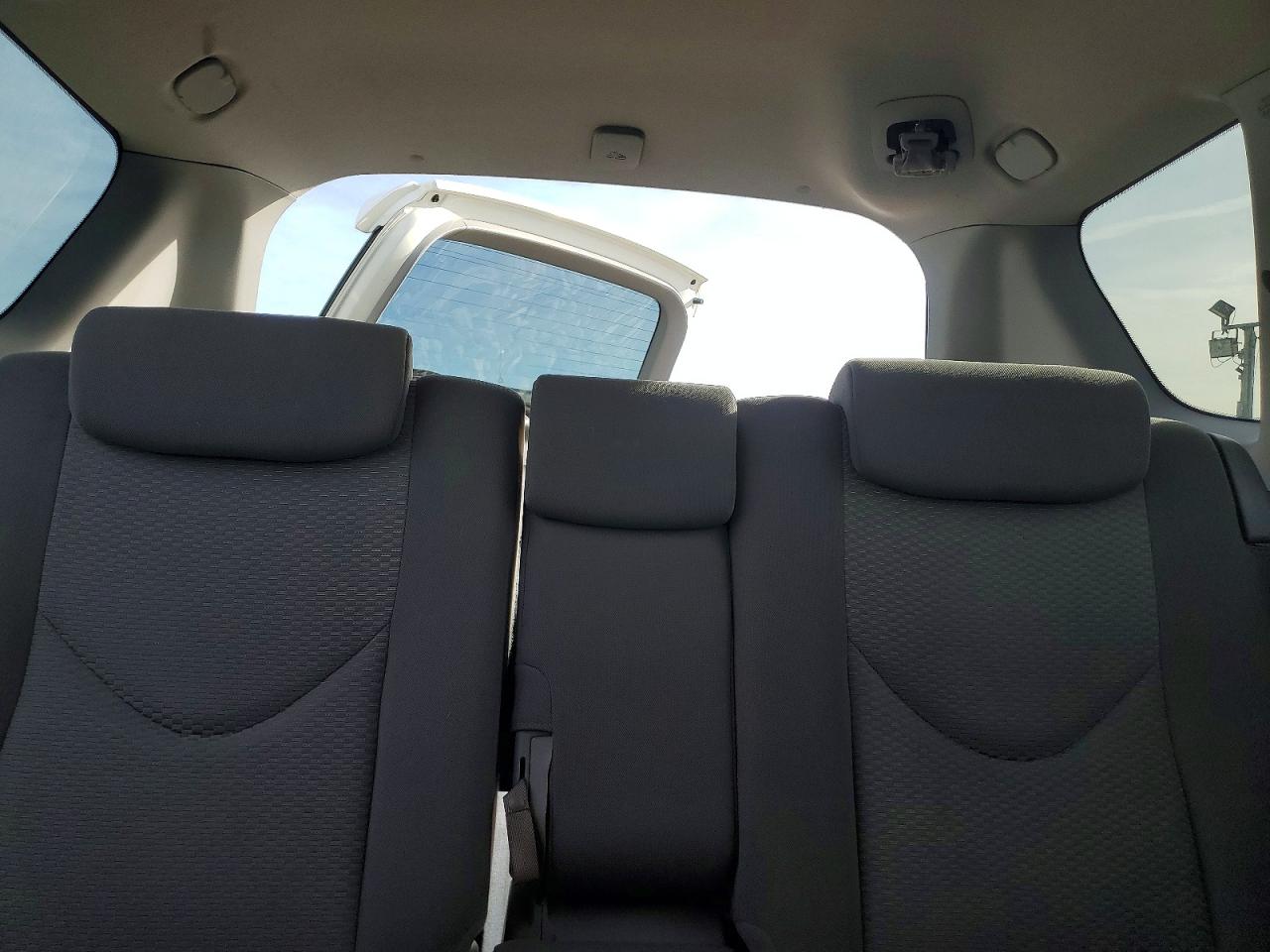 2007 TOYOTA RAV4 LIMITED photo 10