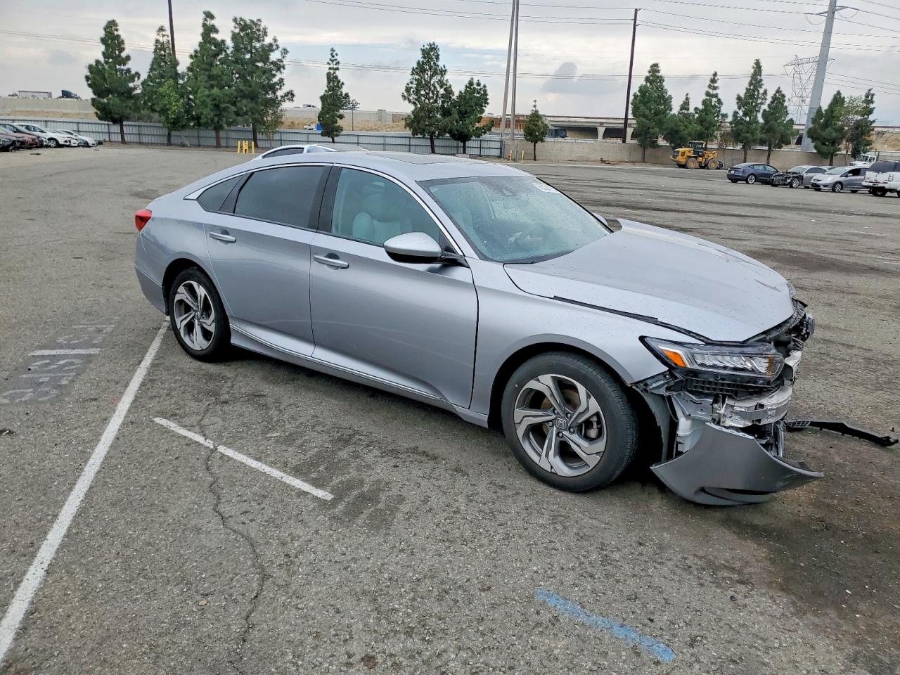 2020 HONDA ACCORD EX photo 4