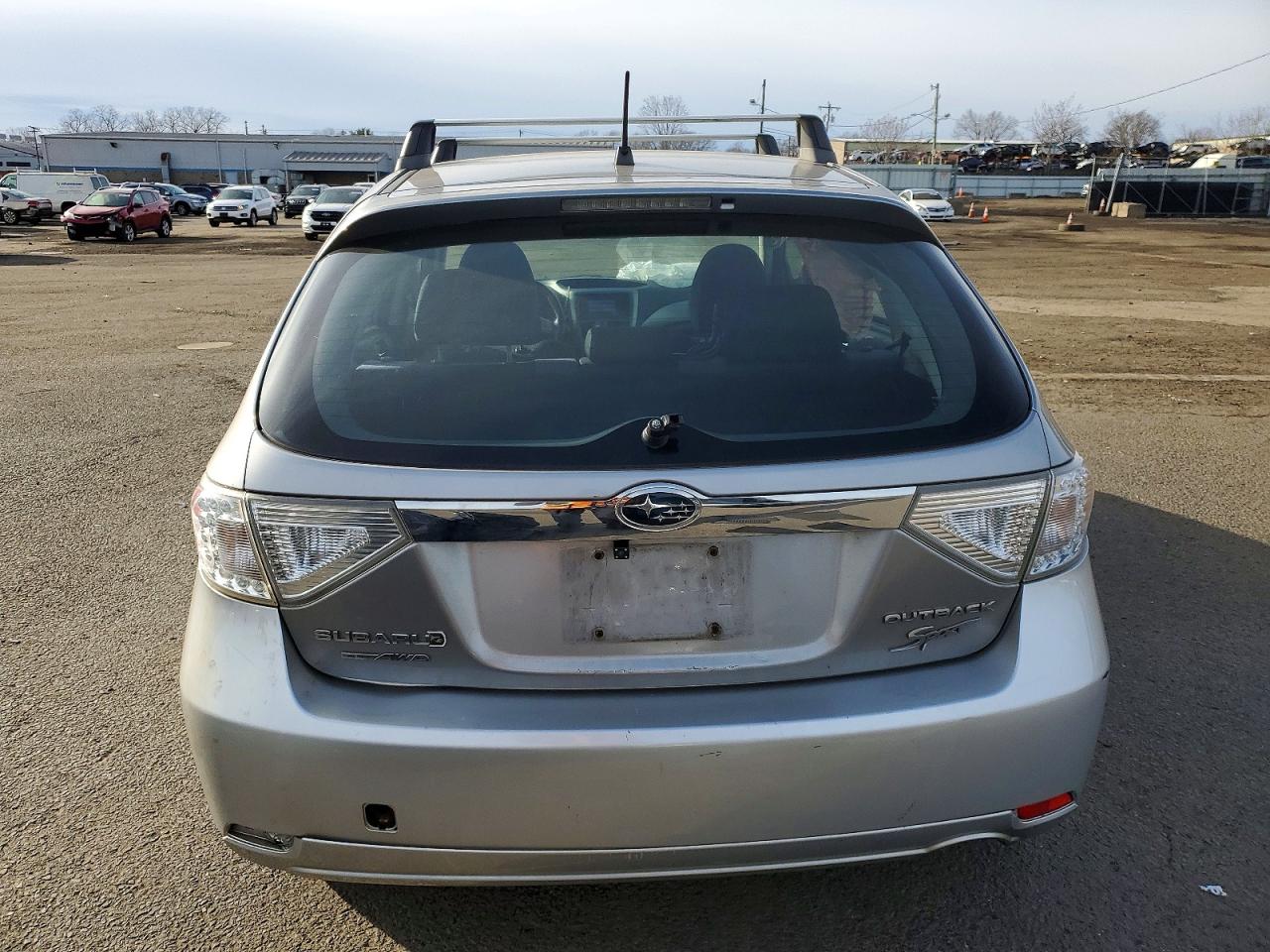 2010 SUBARU IMPREZA OUTBACK SPORT photo 6