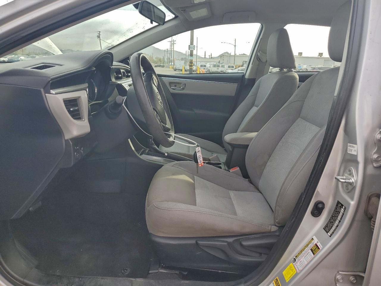2016 TOYOTA COROLLA L photo 7