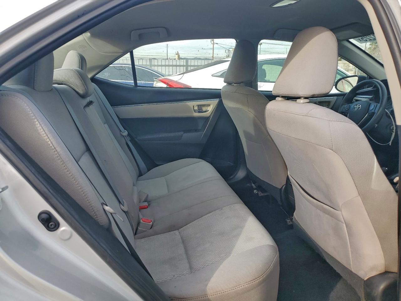 2016 TOYOTA COROLLA L photo 10