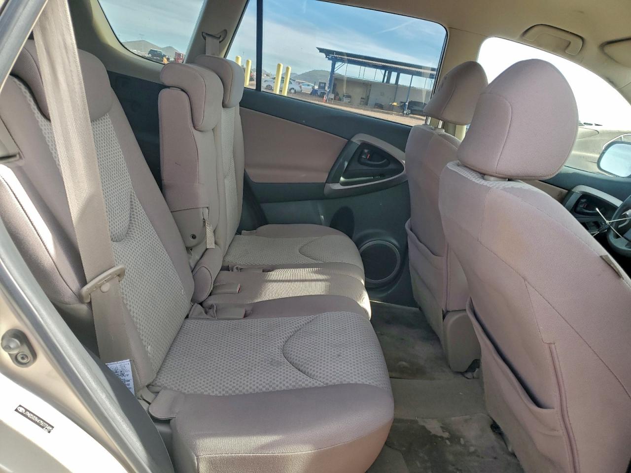 2007 TOYOTA RAV4 photo 11