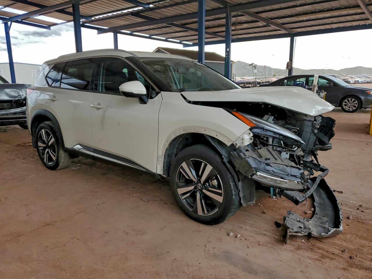 2021 NISSAN ROGUE PLATINUM photo 4