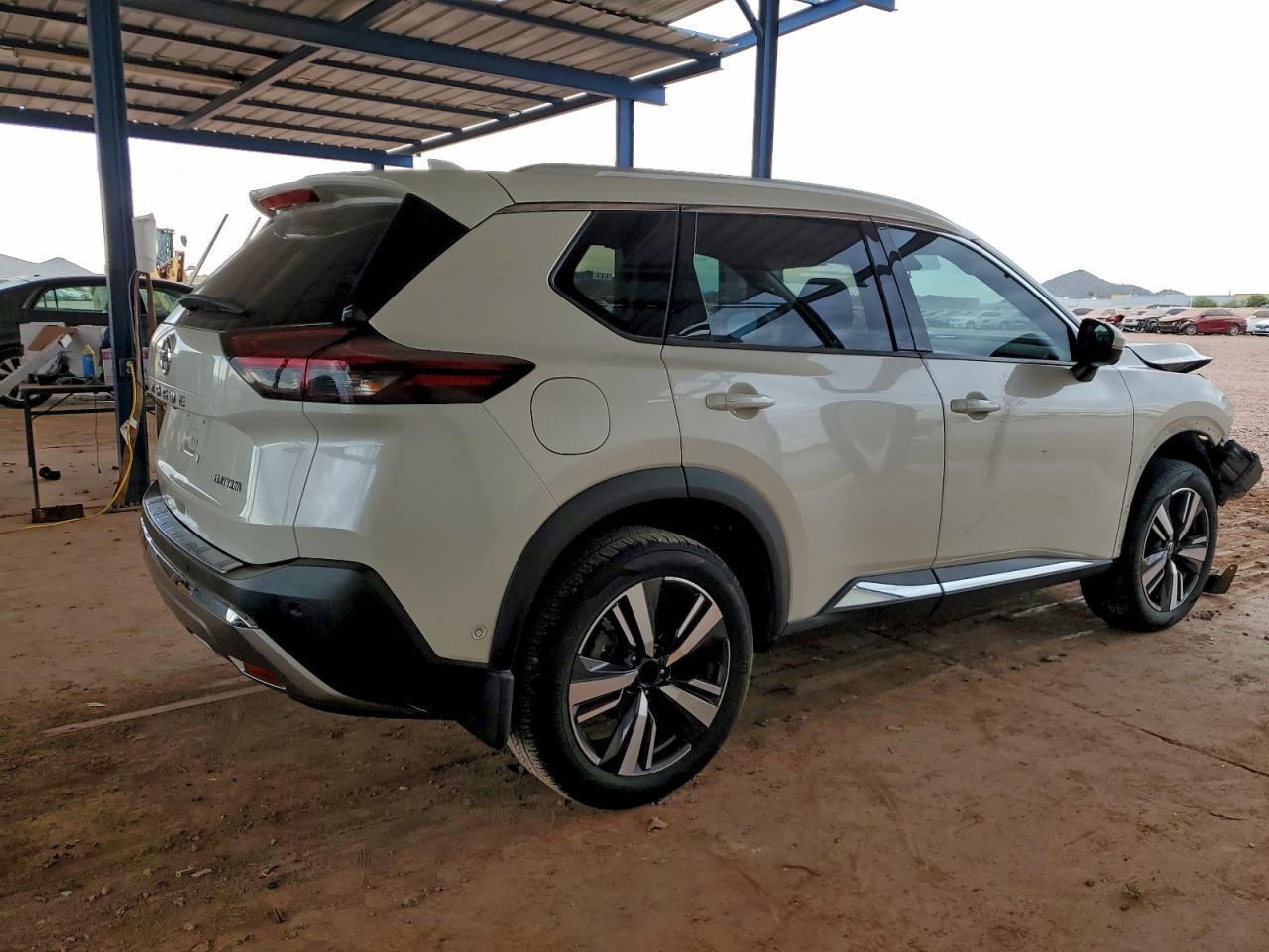 2021 NISSAN ROGUE PLATINUM photo 3