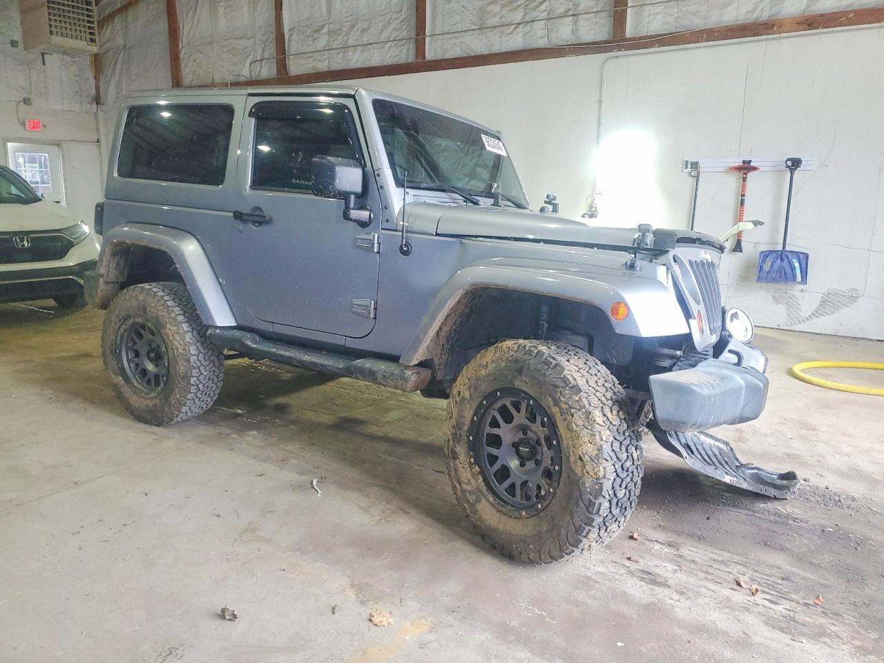 2013 JEEP WRANGLER SAHARA photo 4