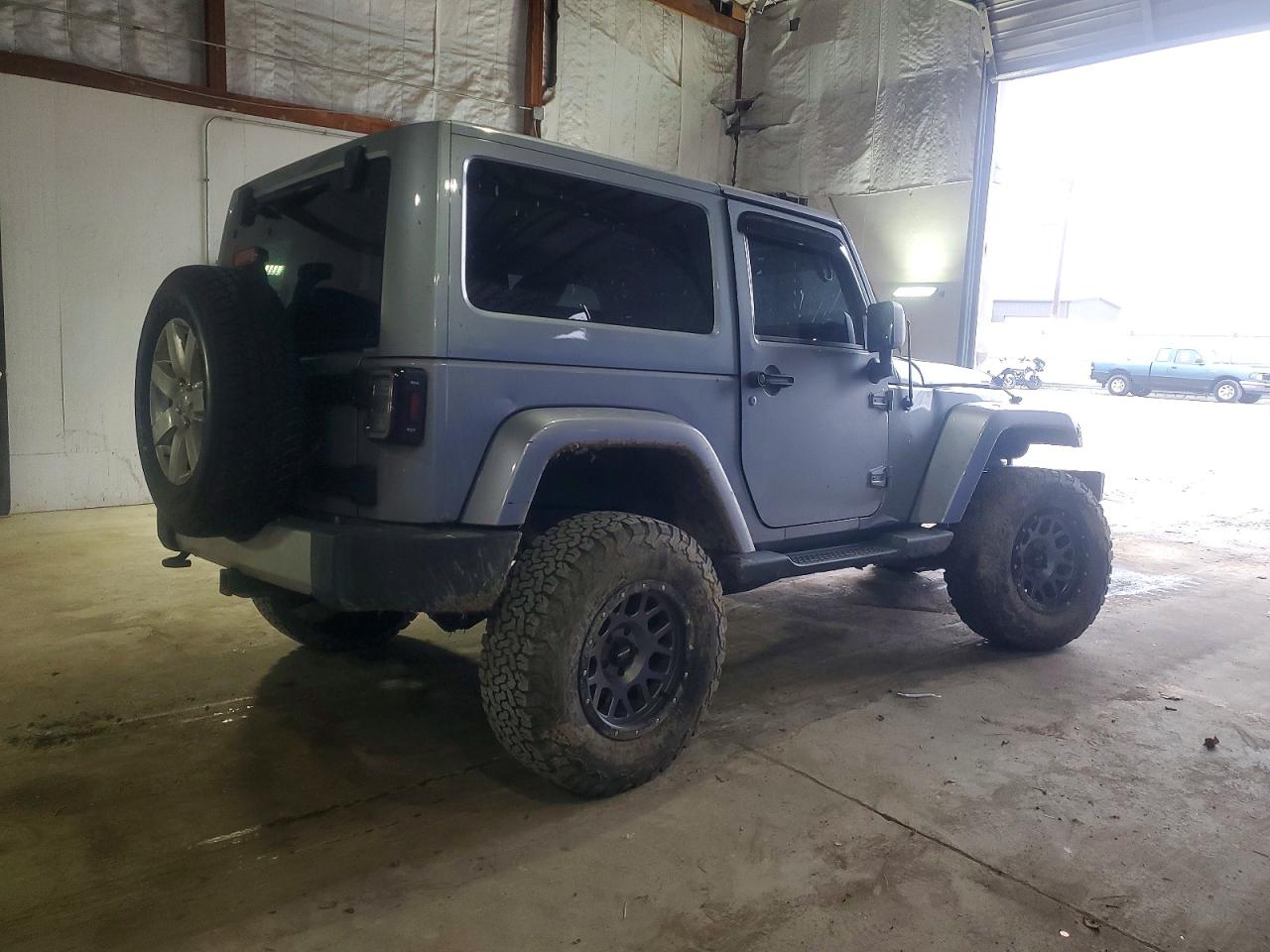 2013 JEEP WRANGLER SAHARA photo 3