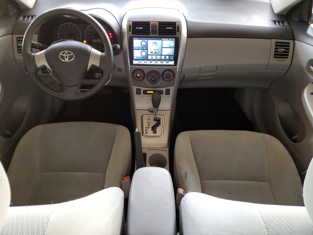 2011 TOYOTA COROLLA BASE photo 8