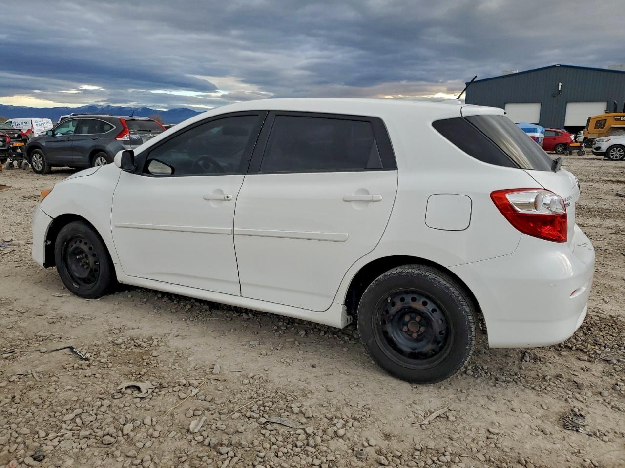 2010 TOYOTA COROLLA MATRIX photo 2