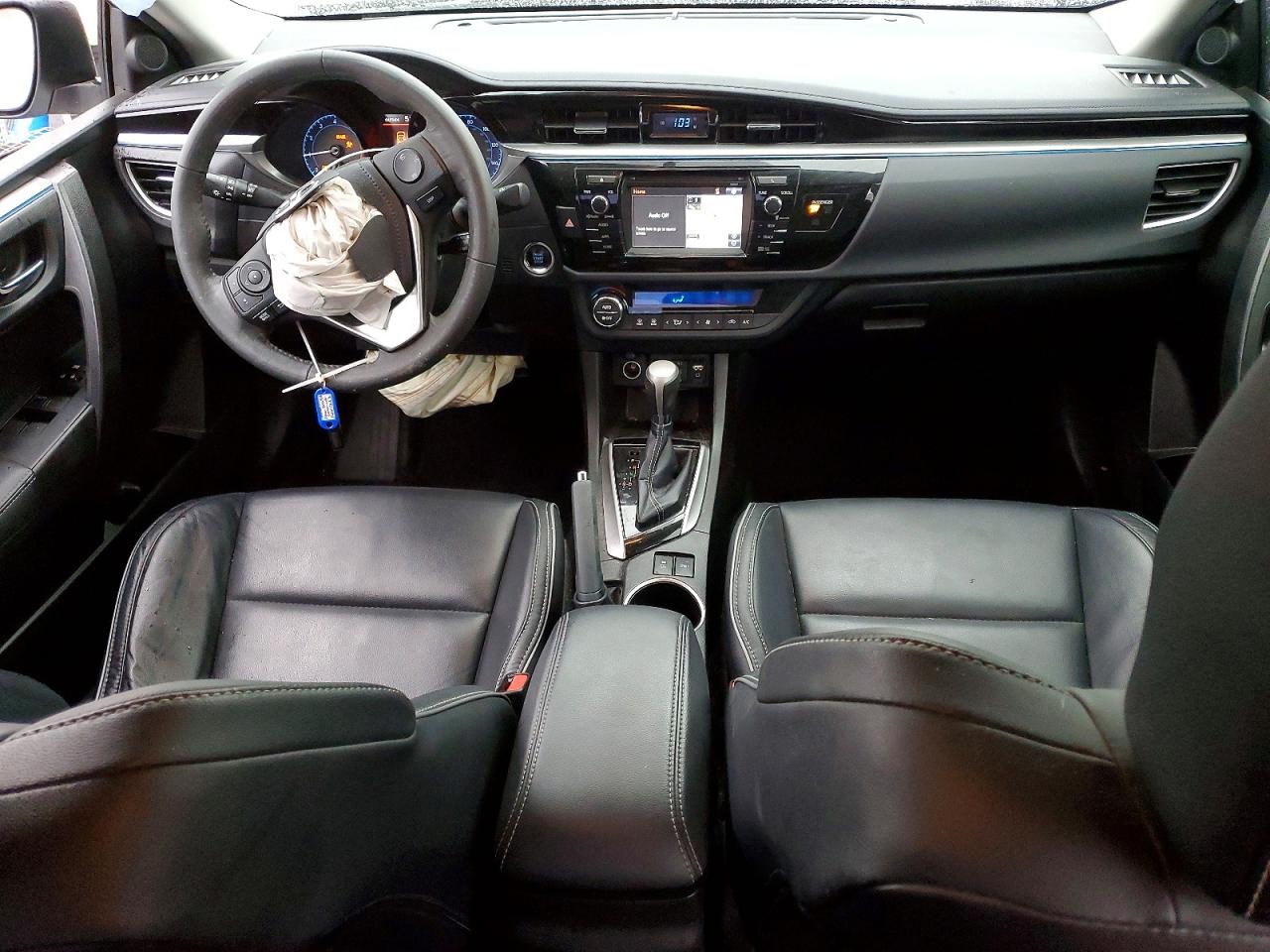 2016 TOYOTA COROLLA L photo 8
