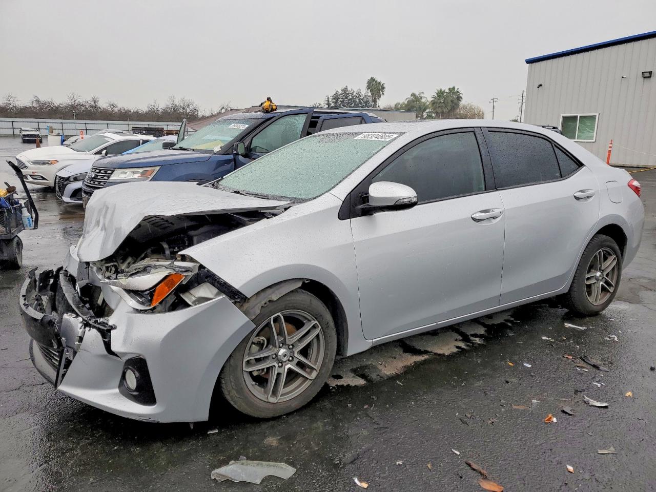 2016 TOYOTA COROLLA