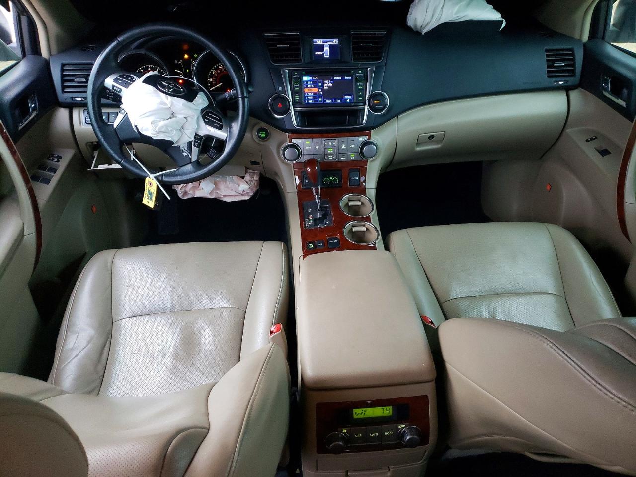 2013 TOYOTA HIGHLANDER LIMITED photo 8