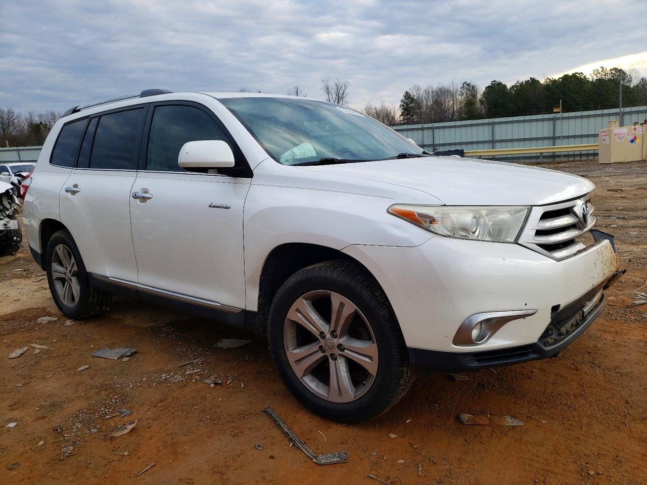 2013 TOYOTA HIGHLANDER LIMITED photo 4
