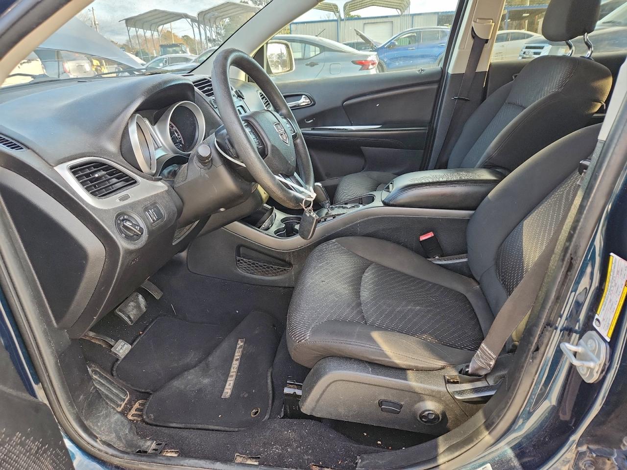 2015 DODGE JOURNEY SXT photo 7