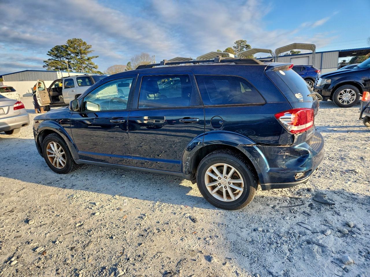 2015 DODGE JOURNEY SXT photo 2