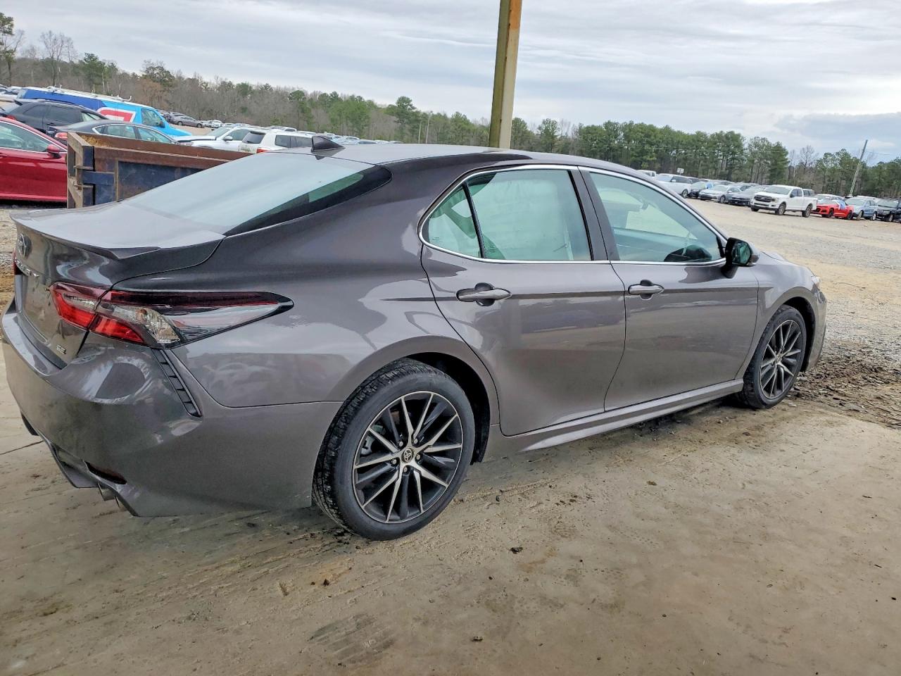 2024 TOYOTA CAMRY SE NIGHT SHADE photo 3