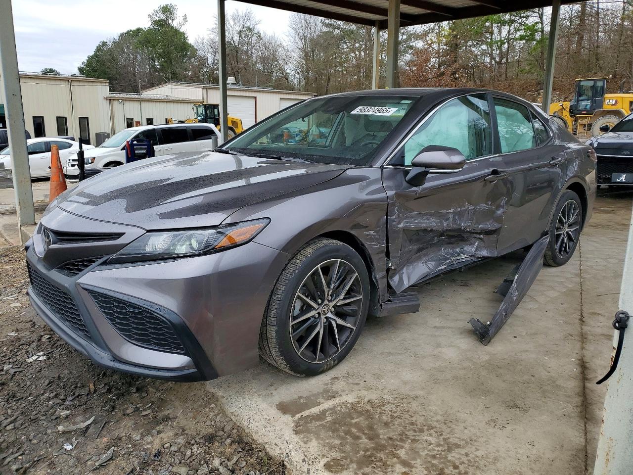 2024 TOYOTA CAMRY