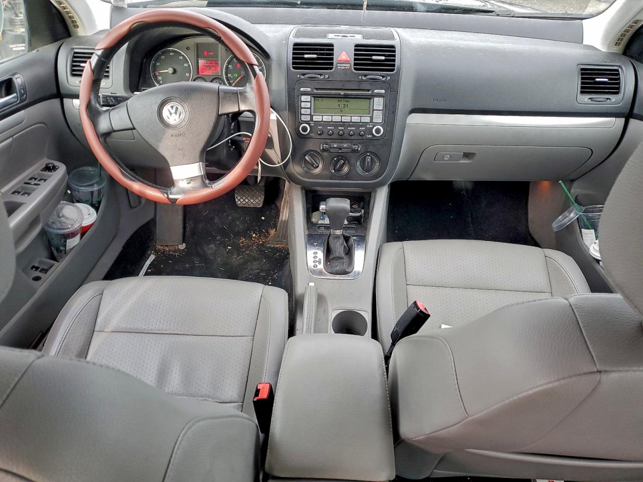 2009 VOLKSWAGEN JETTA WOLFSBURG photo 8