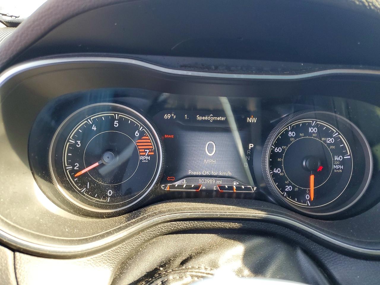 2019 JEEP CHEROKEE LIMITED photo 9