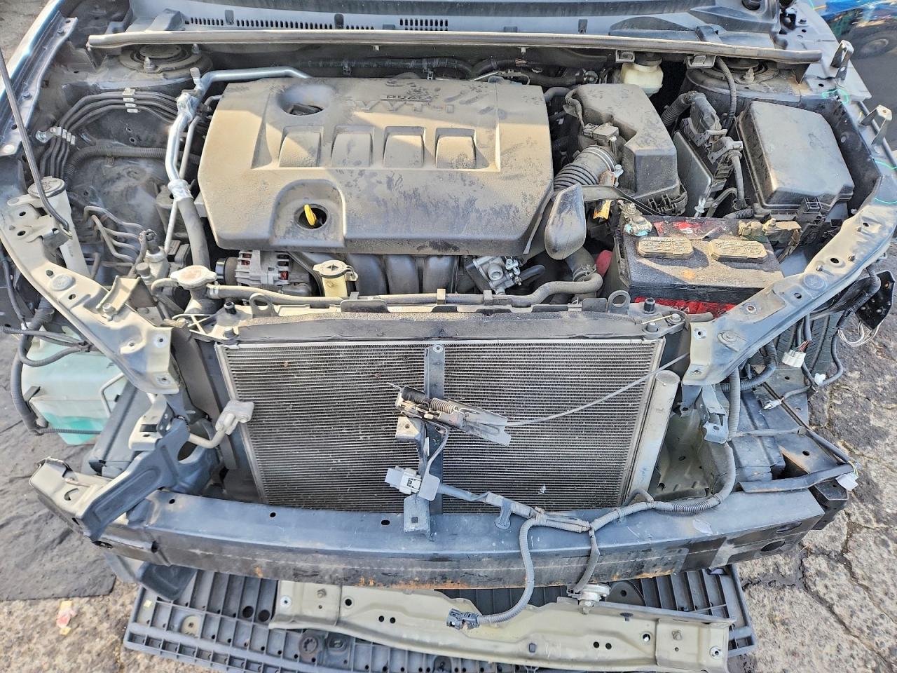 2018 TOYOTA COROLLA L photo 11
