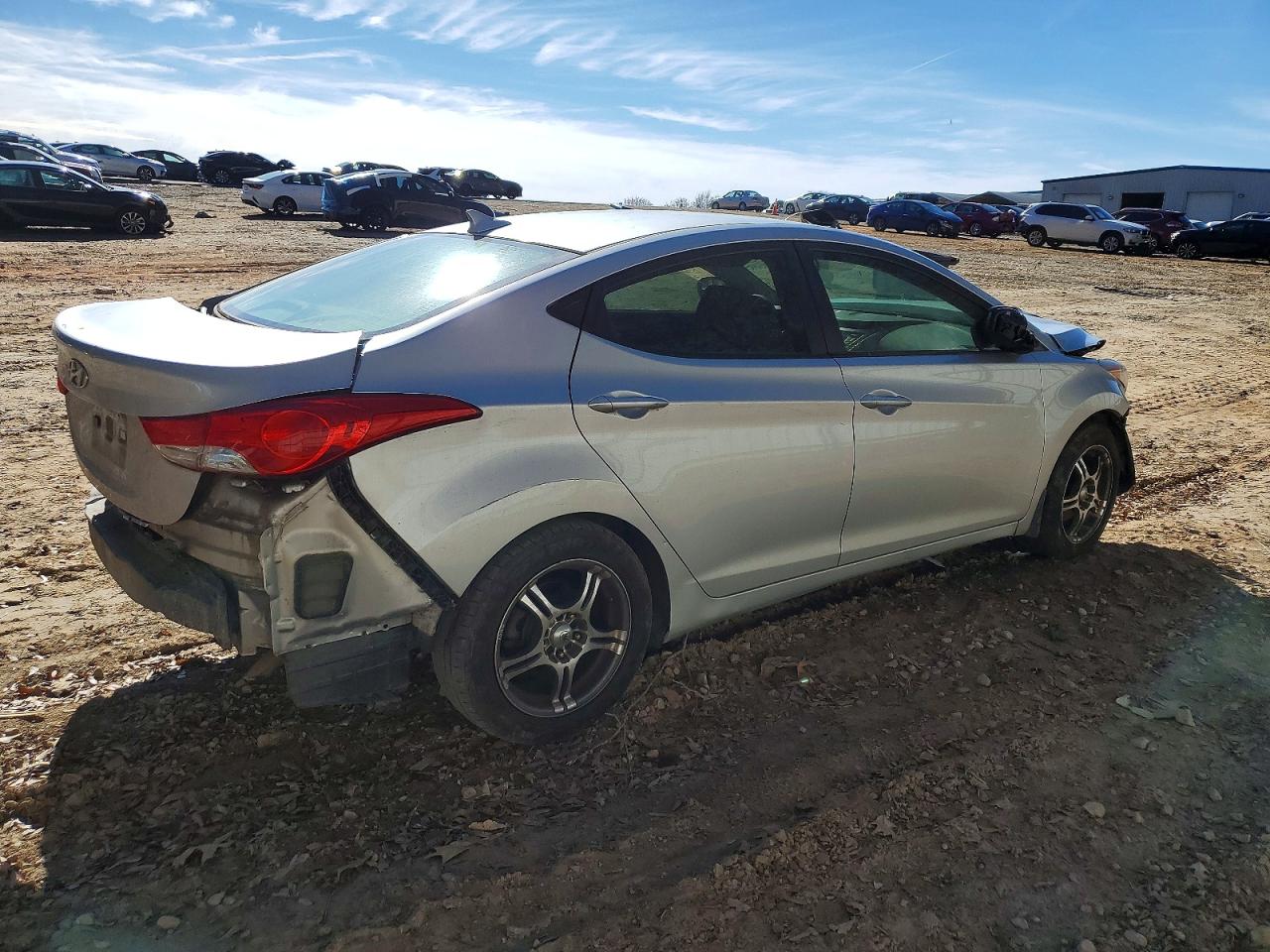 2013 HYUNDAI ELANTRA GLS photo 3
