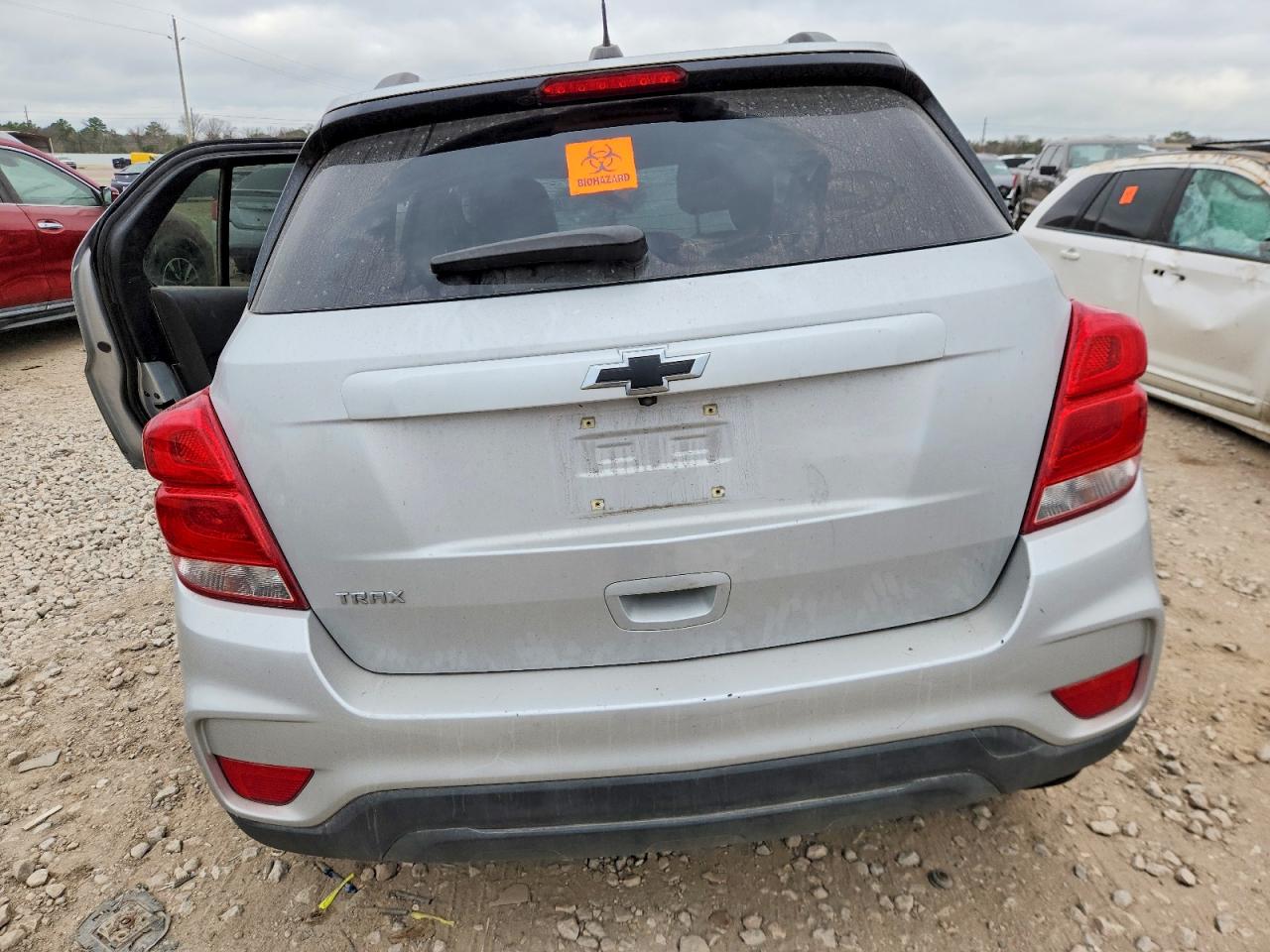 2022 CHEVROLET TRAX 1LT photo 6