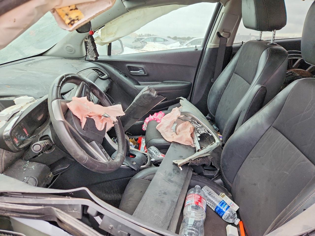 2022 CHEVROLET TRAX 1LT photo 7