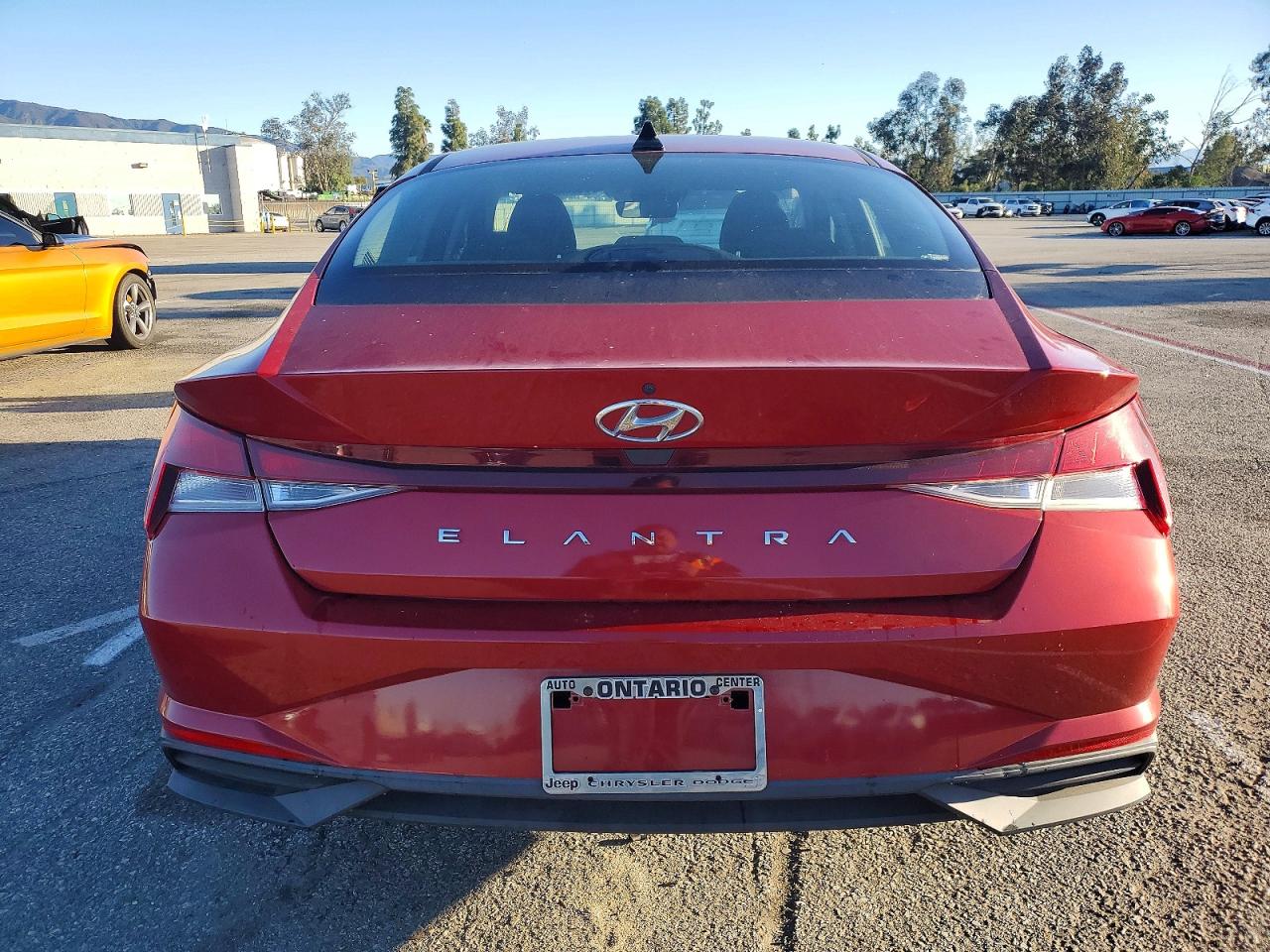 2021 HYUNDAI ELANTRA SE photo 6