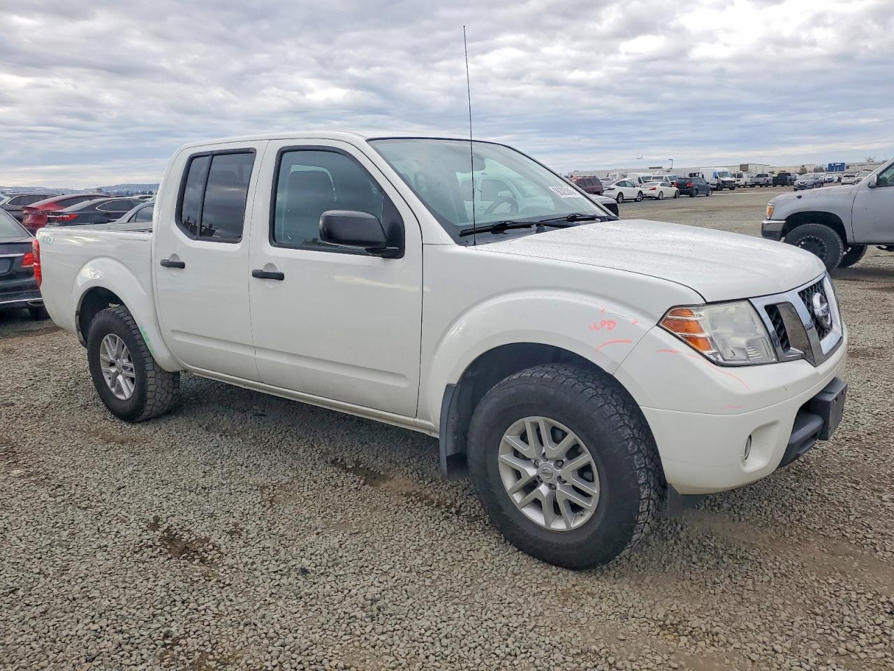 2019 NISSAN FRONTIER S photo 4