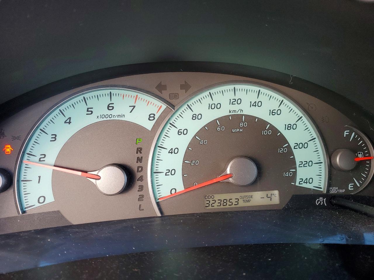 2008 TOYOTA CAMRY photo 9